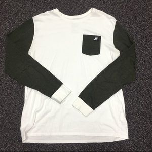Nike Long Sleeve T-Shirt